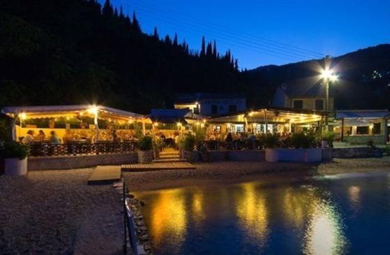 Nikolas House Lower Agni Bay Exterior photo